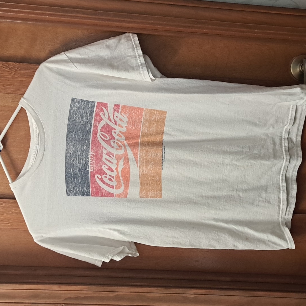 2019 Vintage style Coca-Cola T